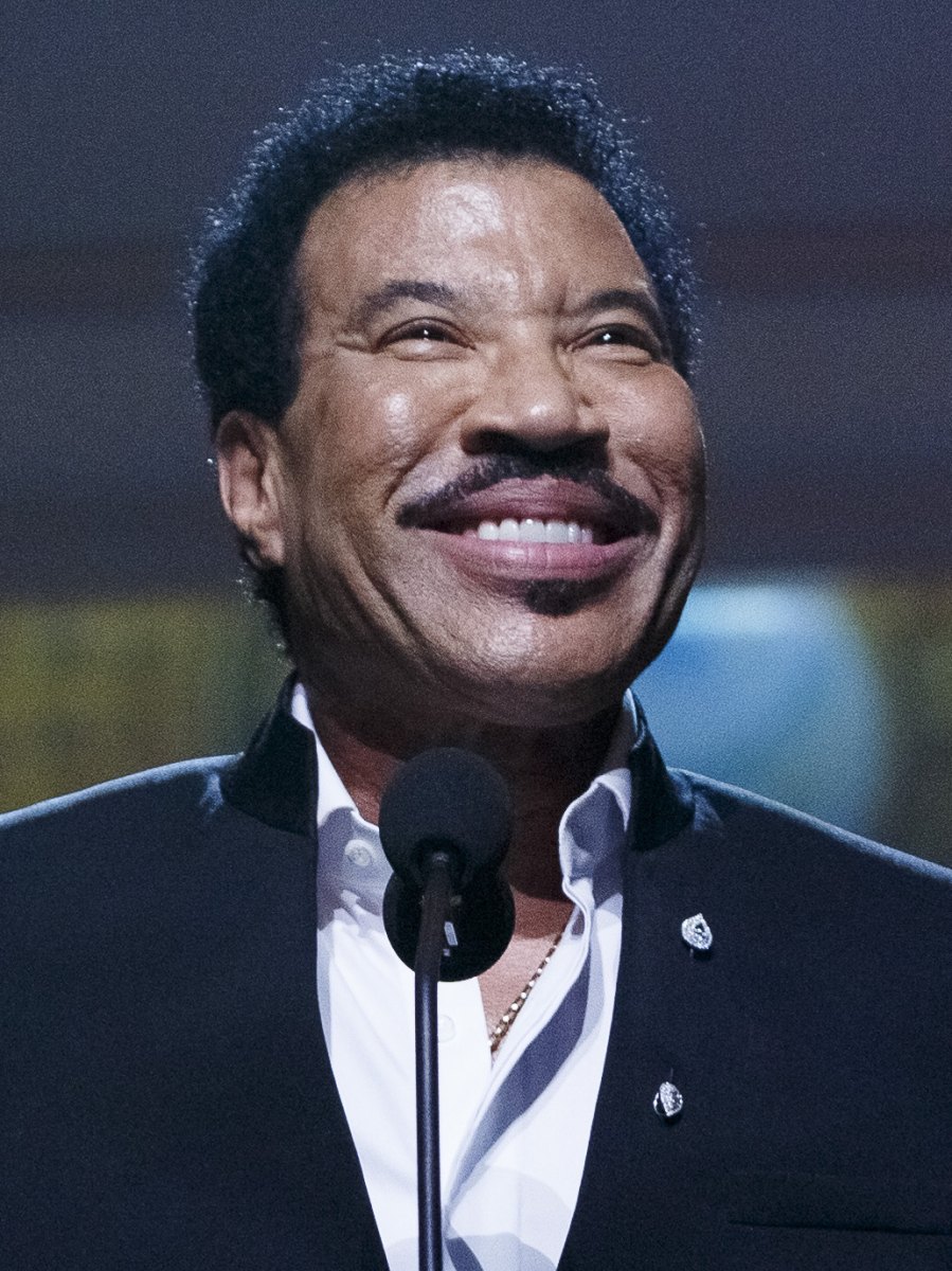 Lionel Richie mustache